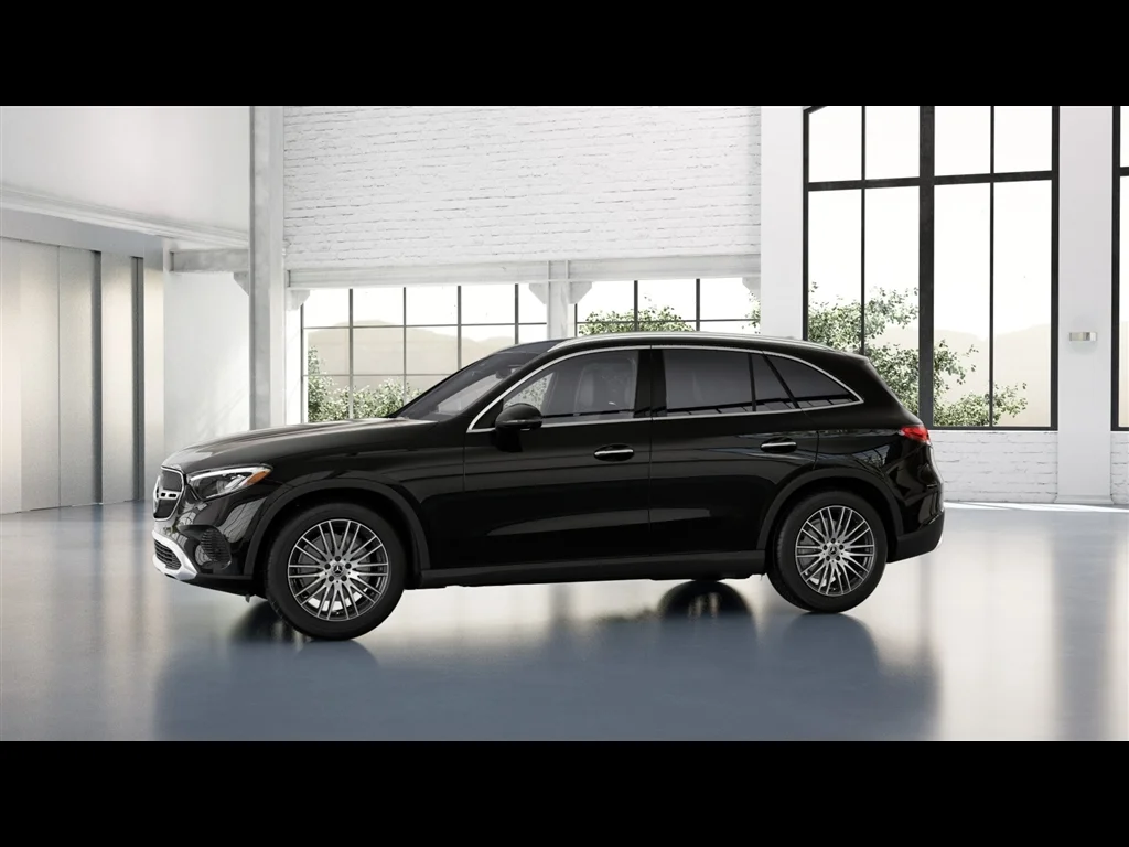 New 2026 Black Mercedes-Benz GLC 300 image 31
