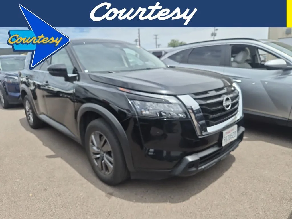 2025 Nissan Pathfinder SV 2WD's photo