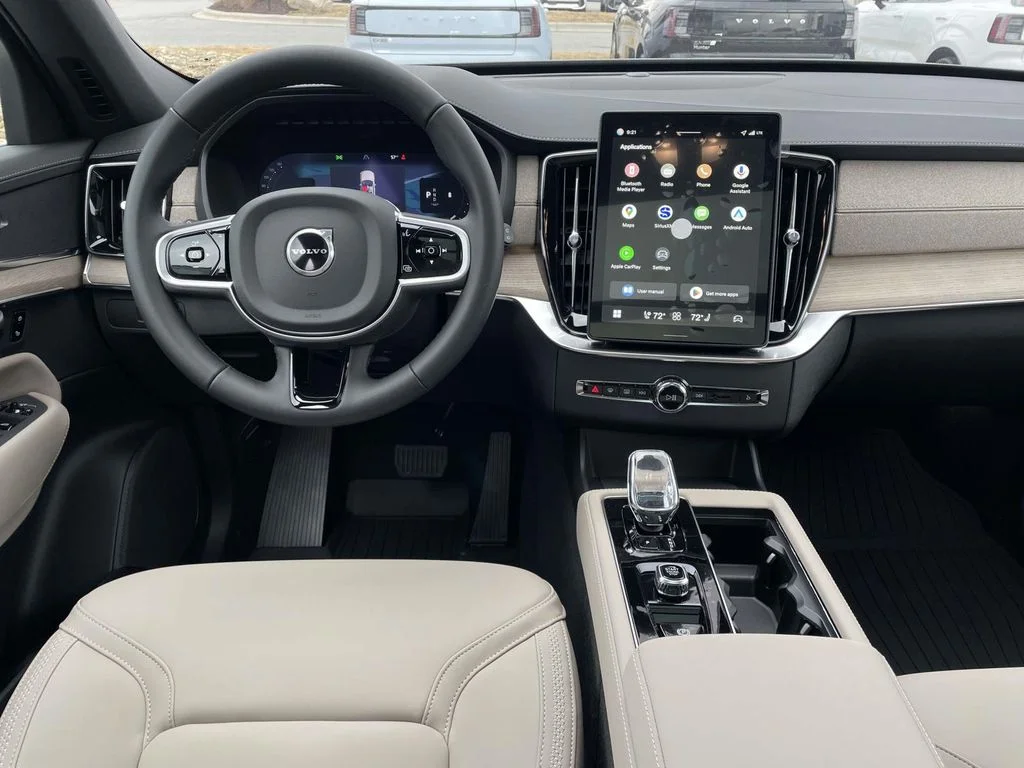 New 2026 Vapour Grey Volvo Plus image 5