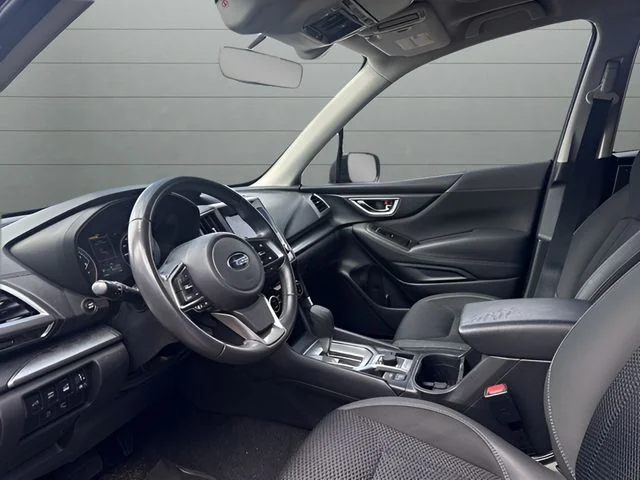 Used 2021 Black Subaru Premium image 9