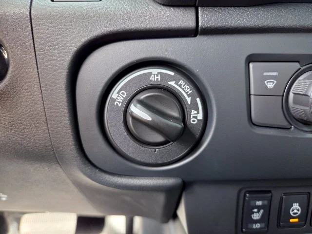 2026 Nissan Frontier SV - Photo 24