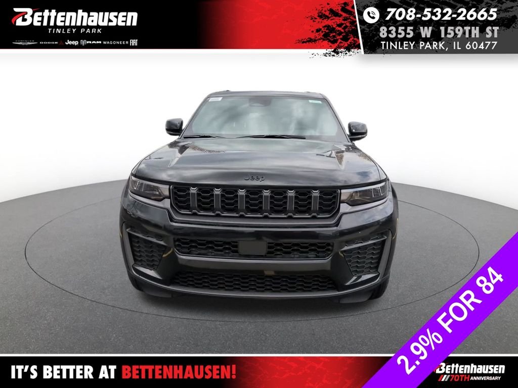 New 2026 Diamond Black Crystal Pearlcoat Jeep Altitude image 20