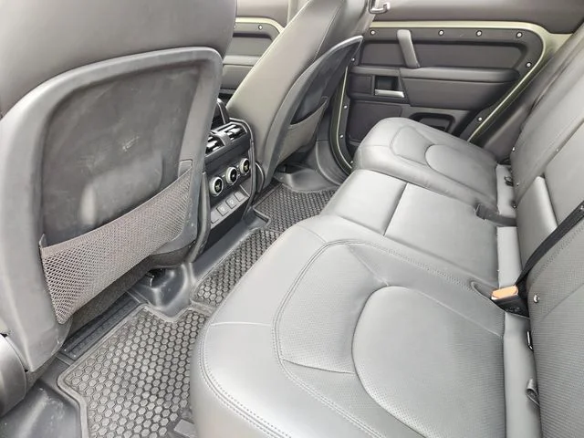 Used 2025 Pangea Green Metallic Land Rover S image 29