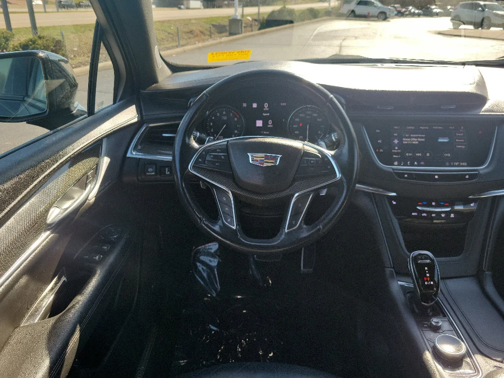 Used 2020 Stellar Black Metallic Cadillac Sport image 10