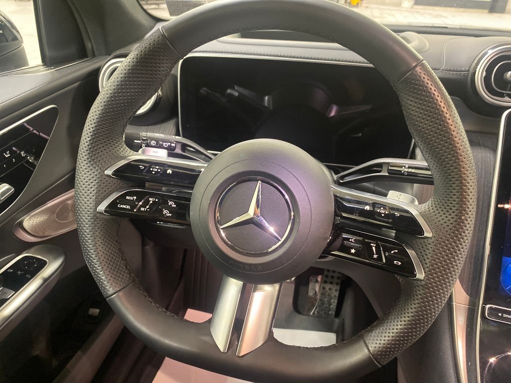 Used 2026 White Mercedes-Benz GLC 300 image 14