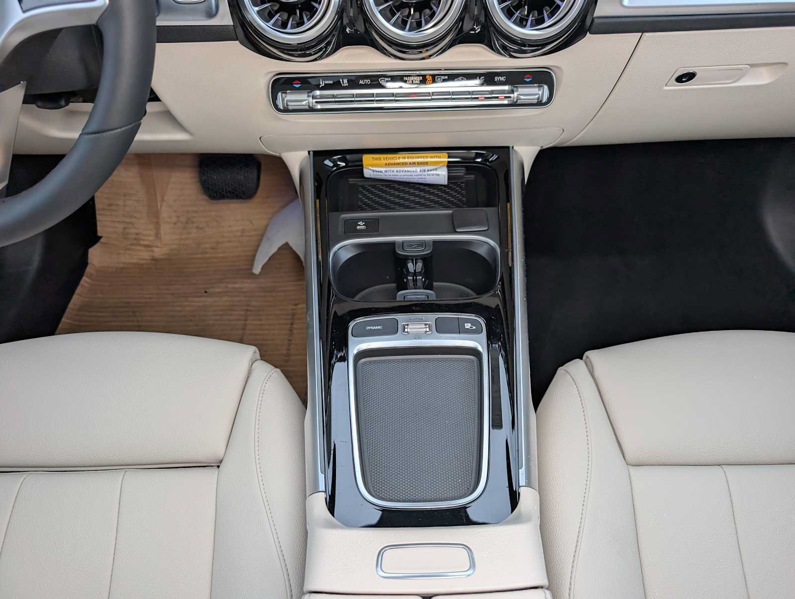 New 2026 Mountain Grey Metallic Mercedes-Benz GLB 250 image 13