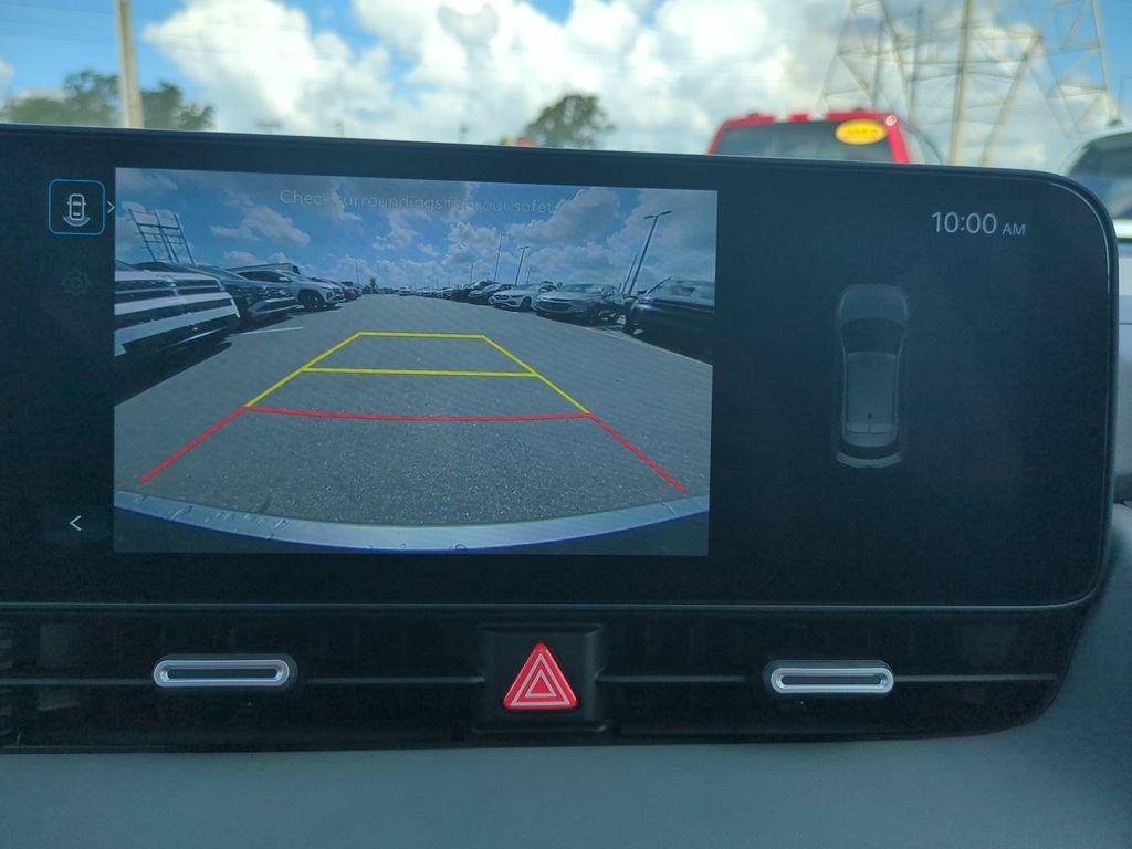 New 2027 Blue Hyundai SE image 24