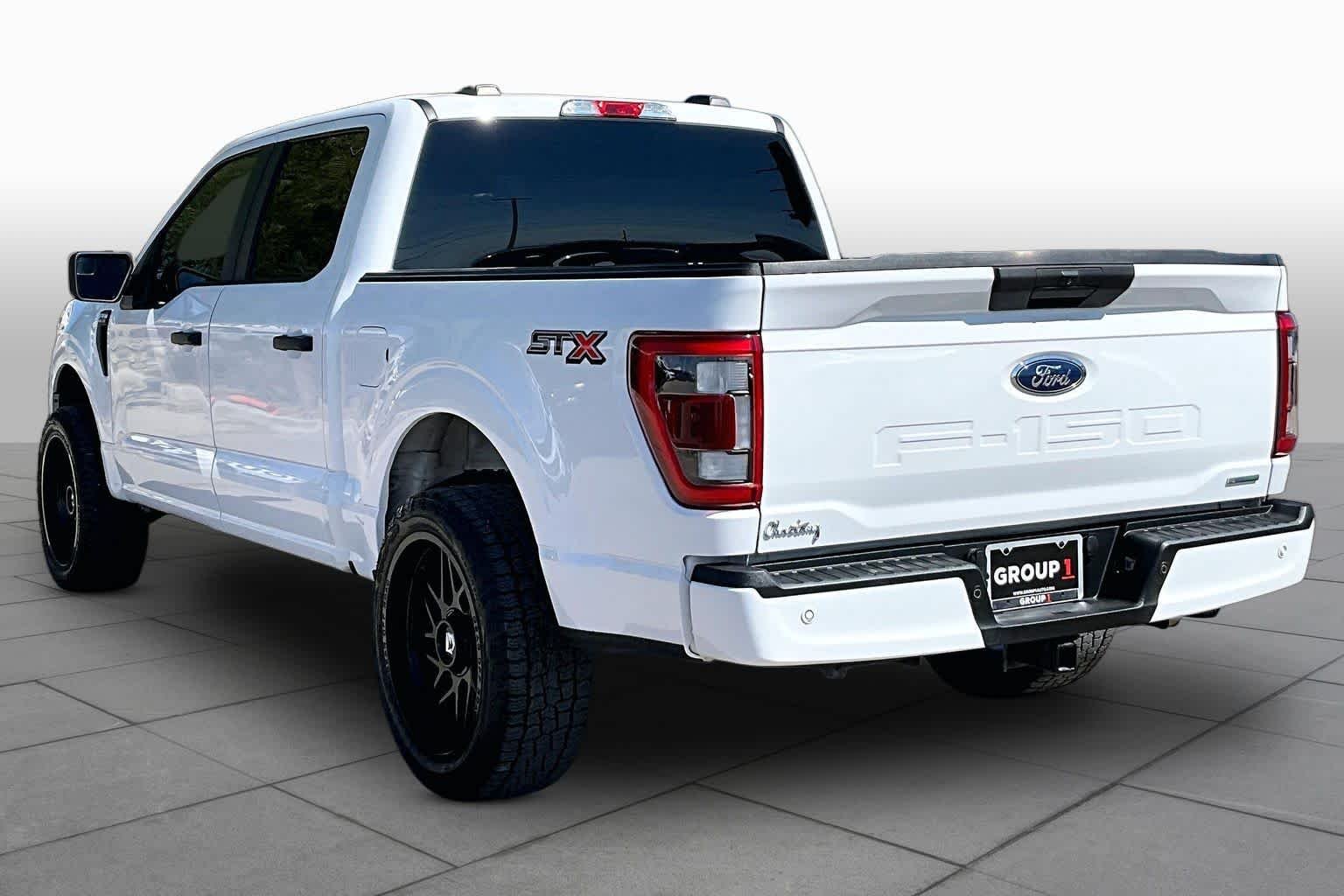 Used 2022 Oxford White Ford XL image 12