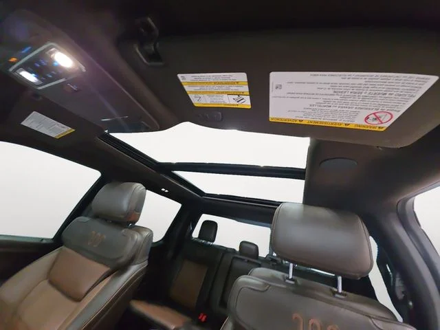 Used 2025 Blue Metallic Ford King Ranch image 12