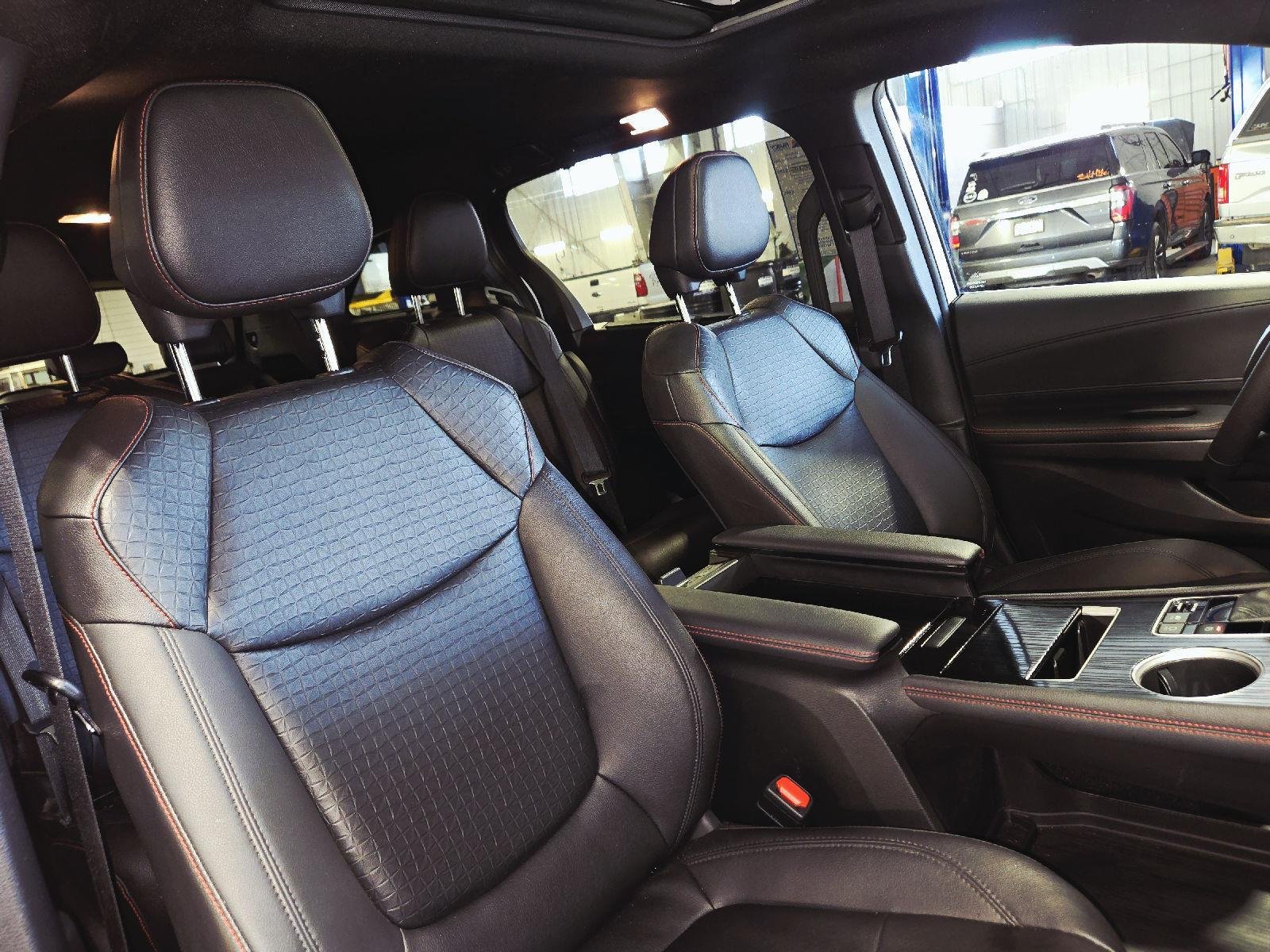 Used 2026 Ice Cap Toyota XSE image 54