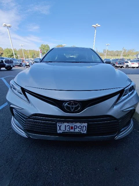 Used 2023 Silver Toyota LE image 4