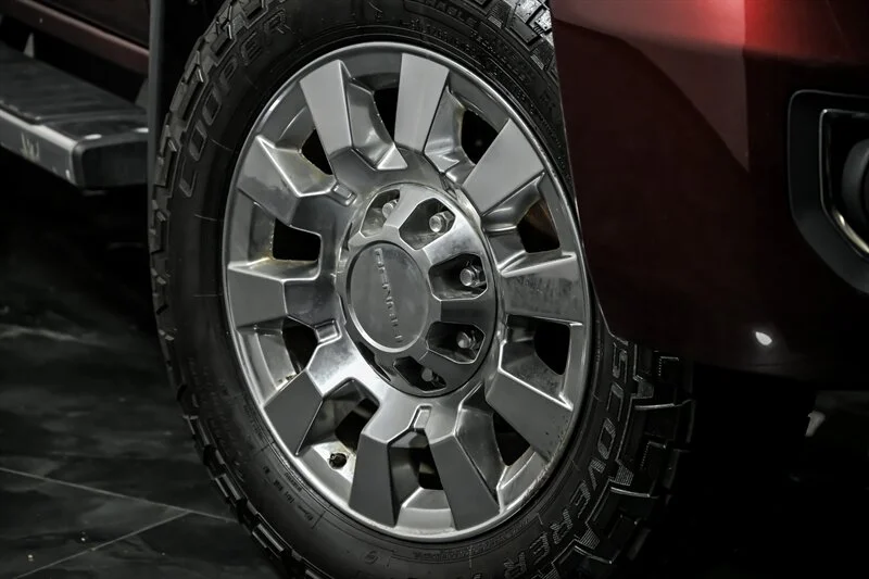 Used 2016 CRIMSON RED GMC Denali image 4