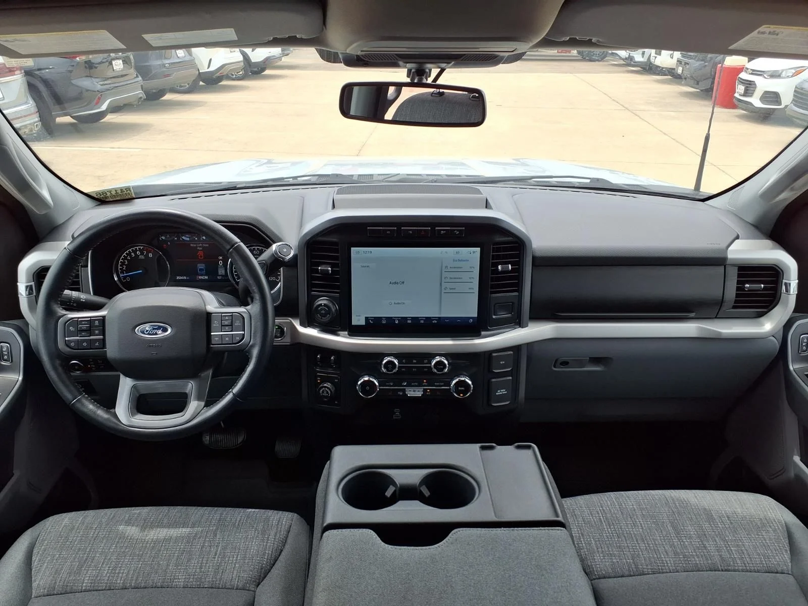 Used 2022 White Ford XLT image 10