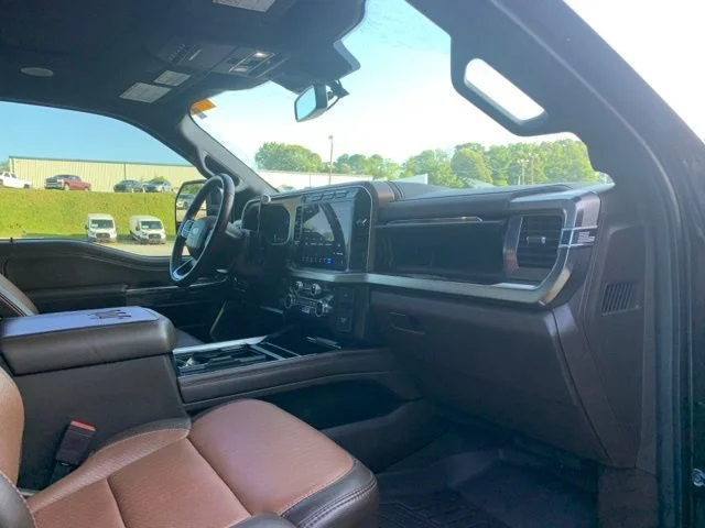 Used 2023 Gray Ford King Ranch image 15