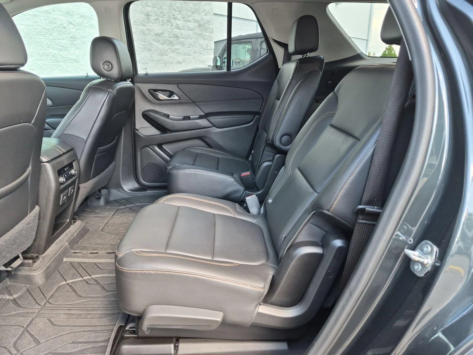 Used 2021 Graphite Metallic Chevrolet RS image 31