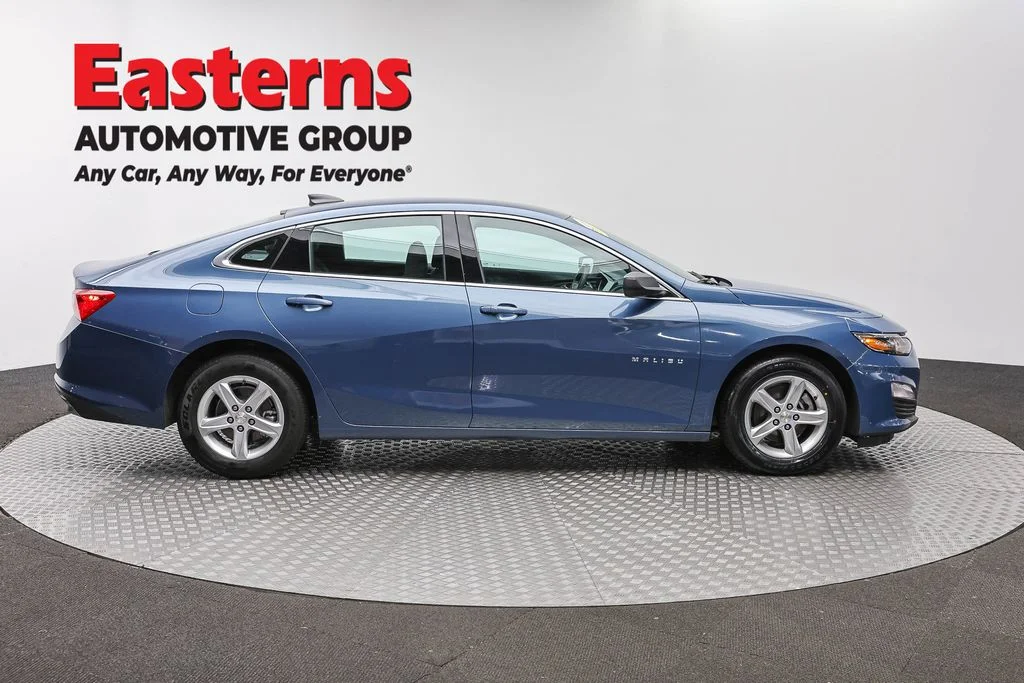 Used 2024 Blue Chevrolet LS image 4