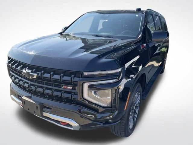 Used 2025 Black Chevrolet Z71 image 4