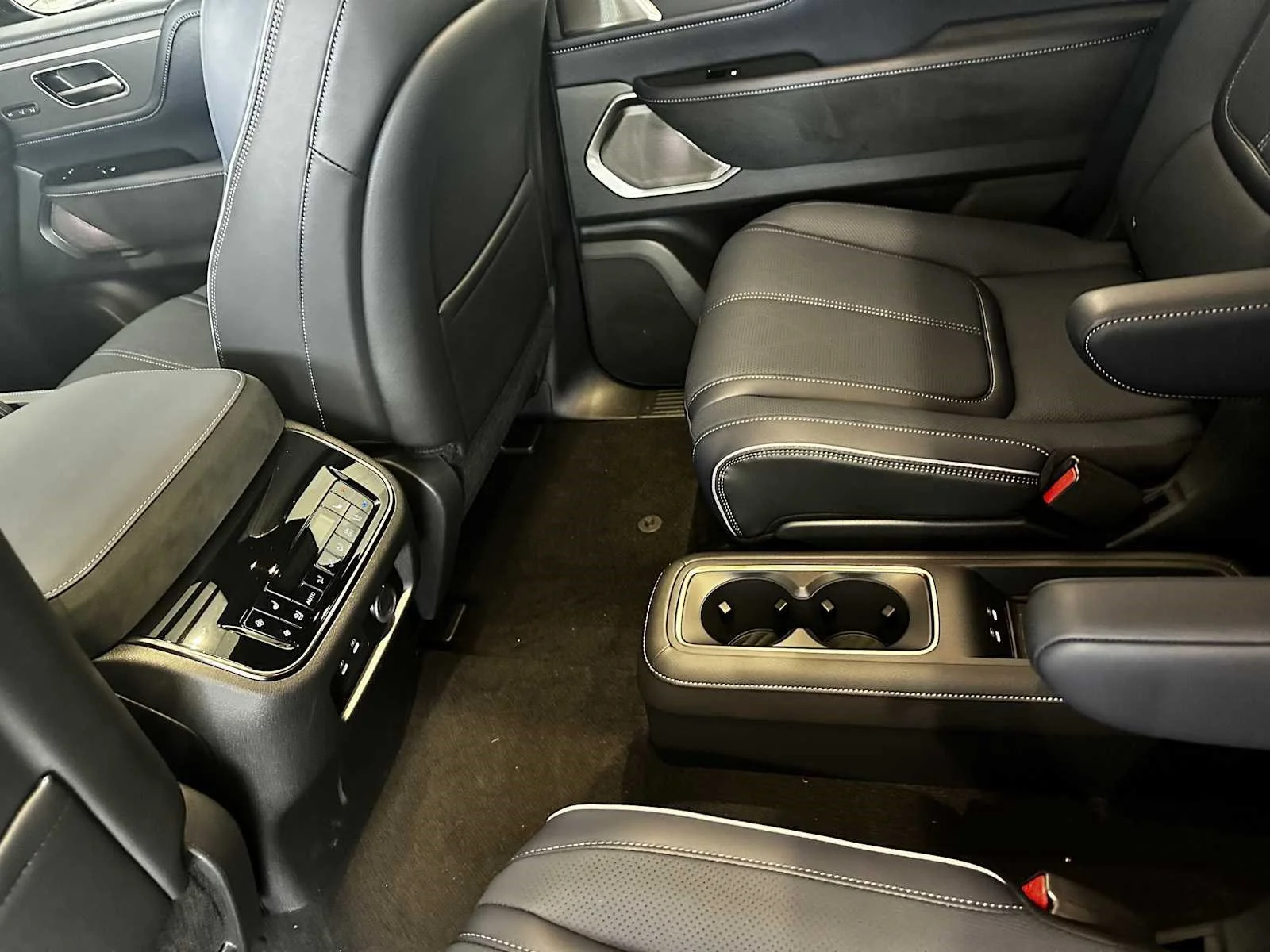 New 2027 MINERAL BLACK INFINITI Sport 4WD image 12