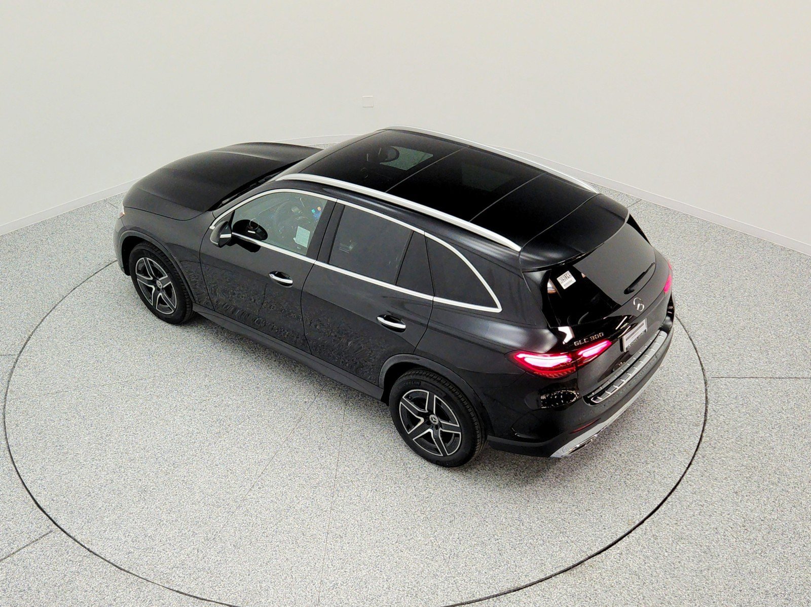 New 2026 Black Mercedes-Benz GLC 300 SUV image 51