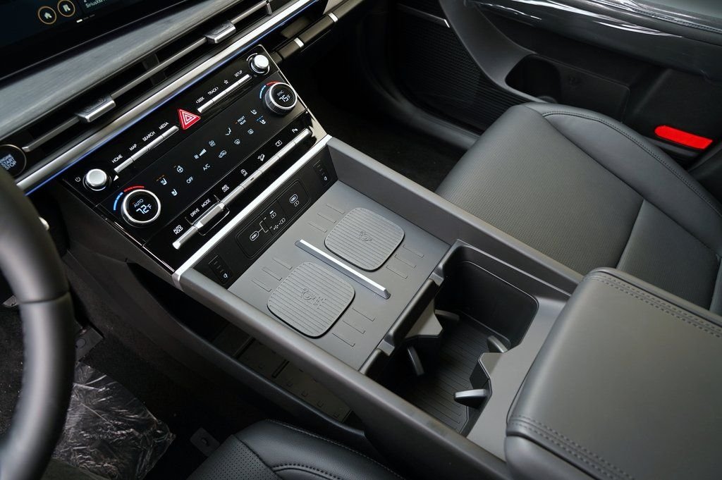 New 2026 Phantom Black Hyundai Limited image 55