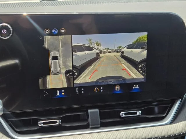 2026 Chevrolet Equinox LT - Photo 14