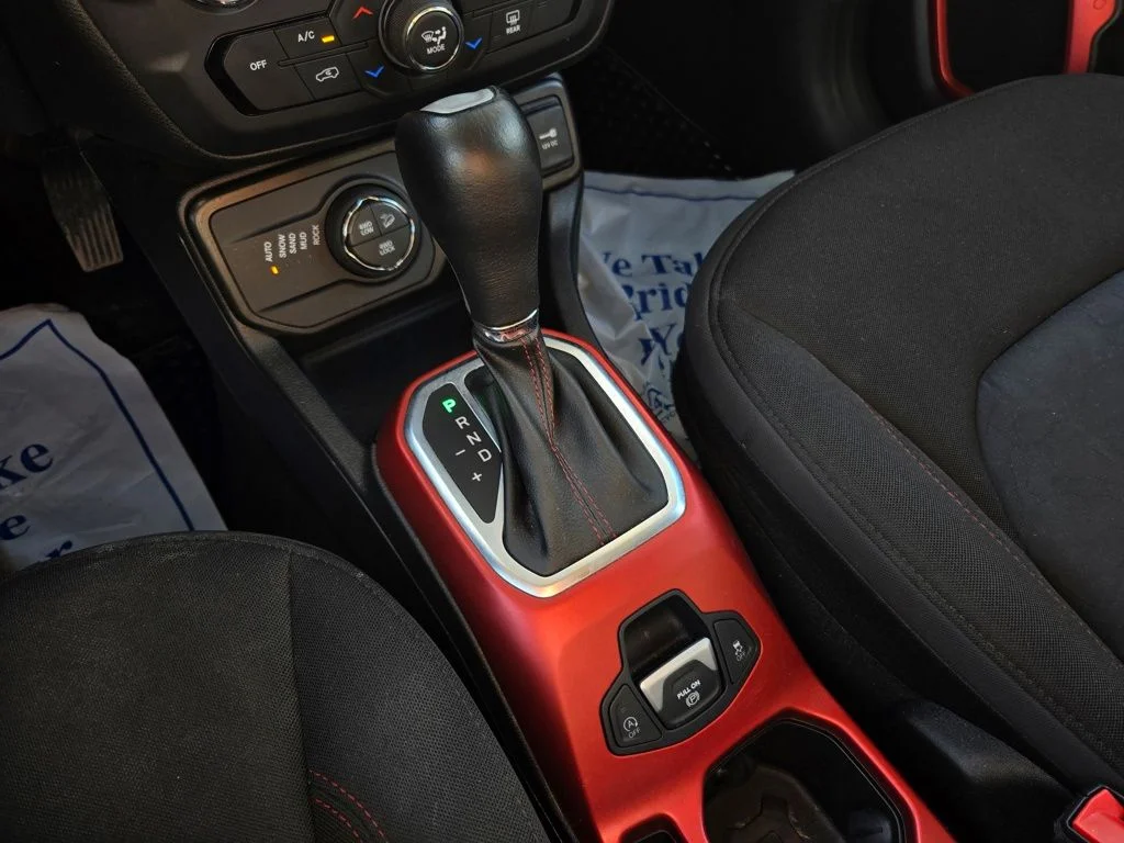 Used 2020 Blue Jeep Trailhawk image 26
