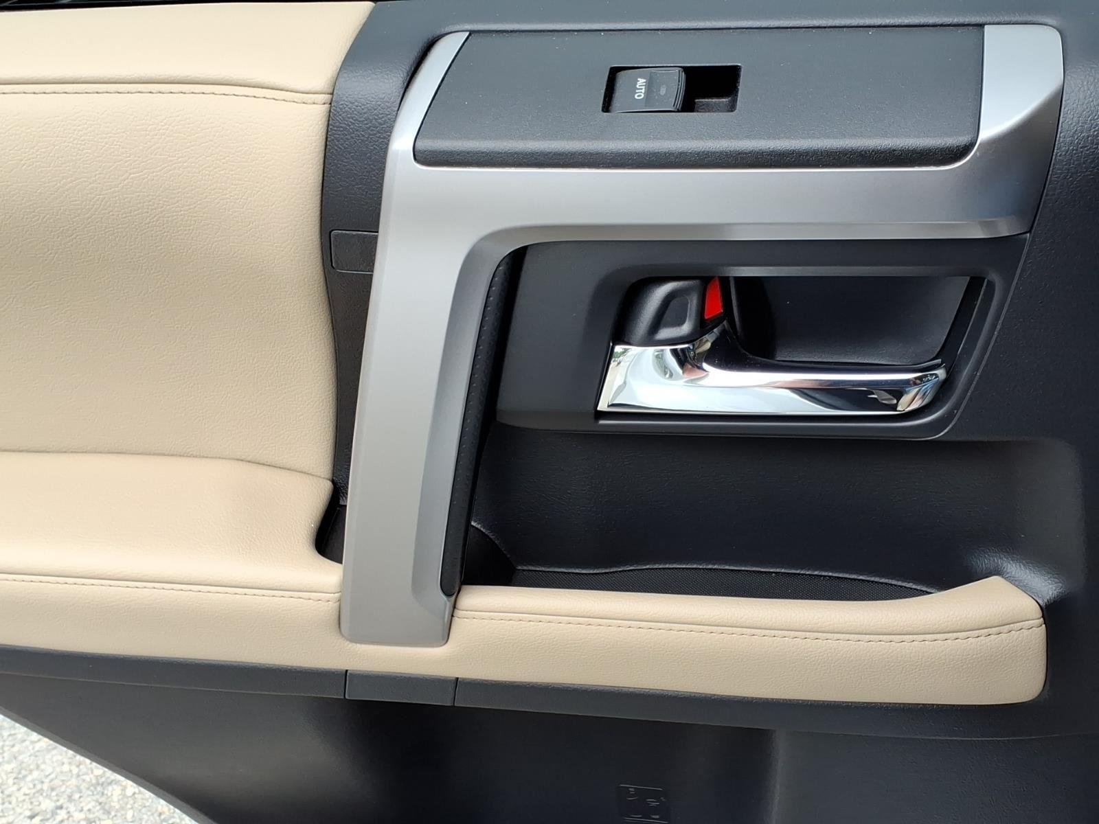 Used 2024 Wind Chill Pearl Toyota Limited image 18