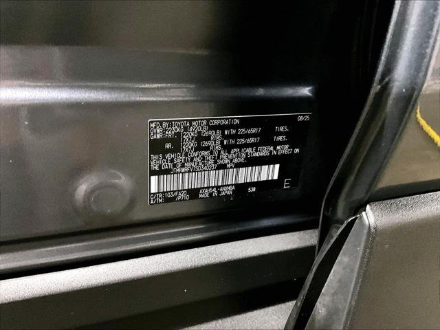 Certified Used 2025 MAGNETIC GRAY MET. Toyota  image 35