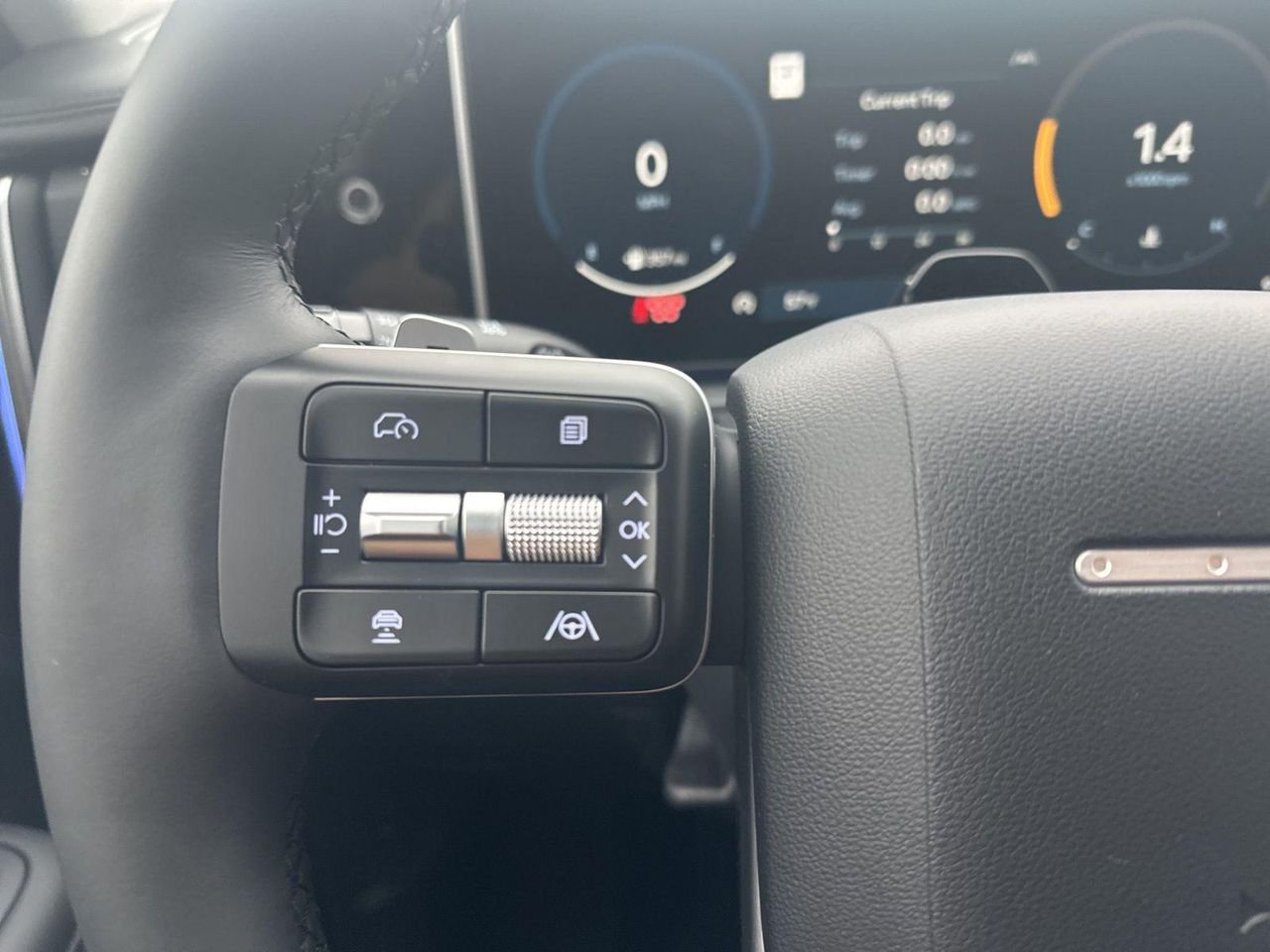 2026 Hyundai Santa Fe Limited - Photo 16