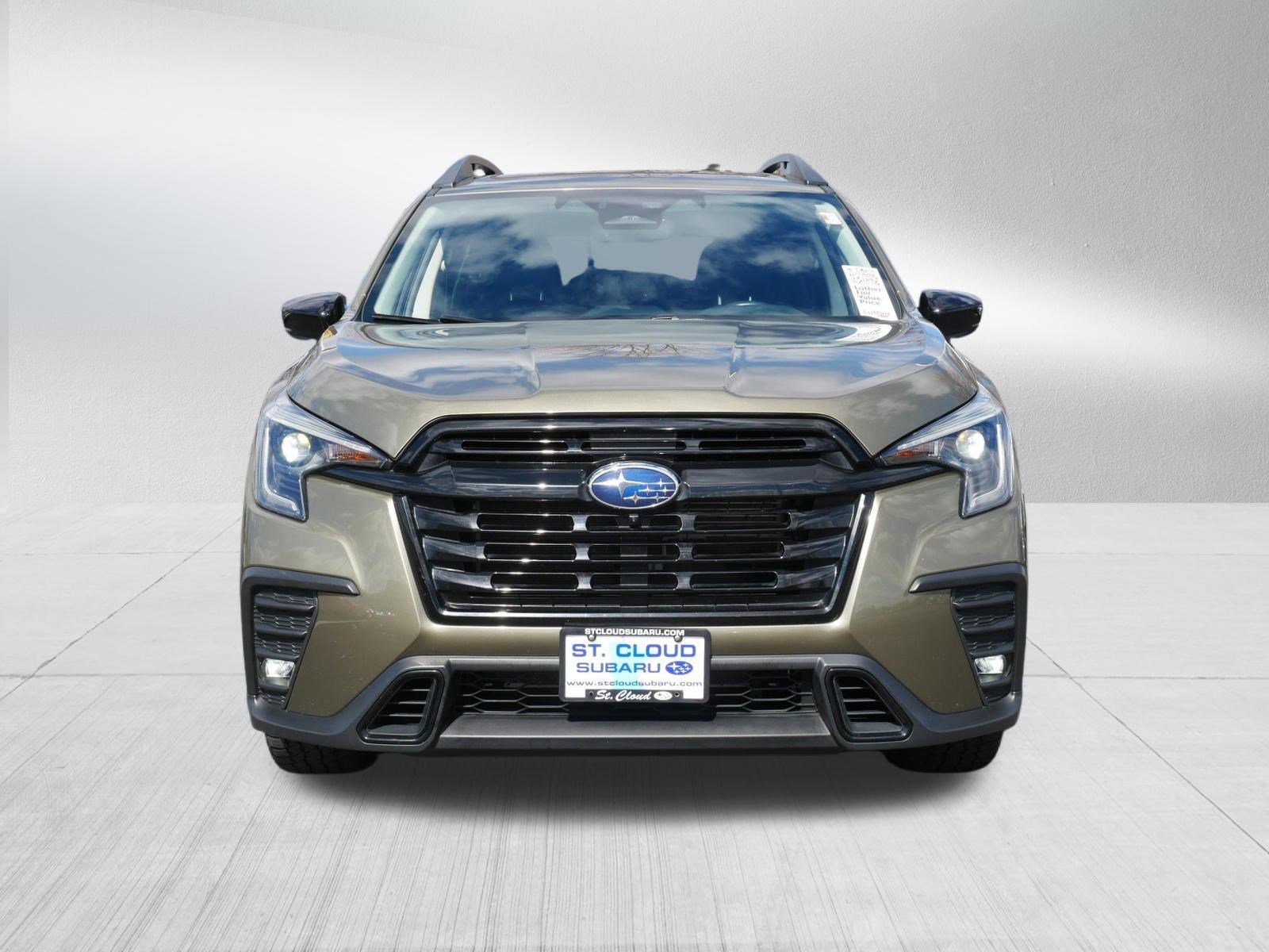 Used 2024 Subaru Ascent Onyx Edition Limited with VIN 4S4WMAKD9R3421985 for sale in Saint Cloud, Minnesota