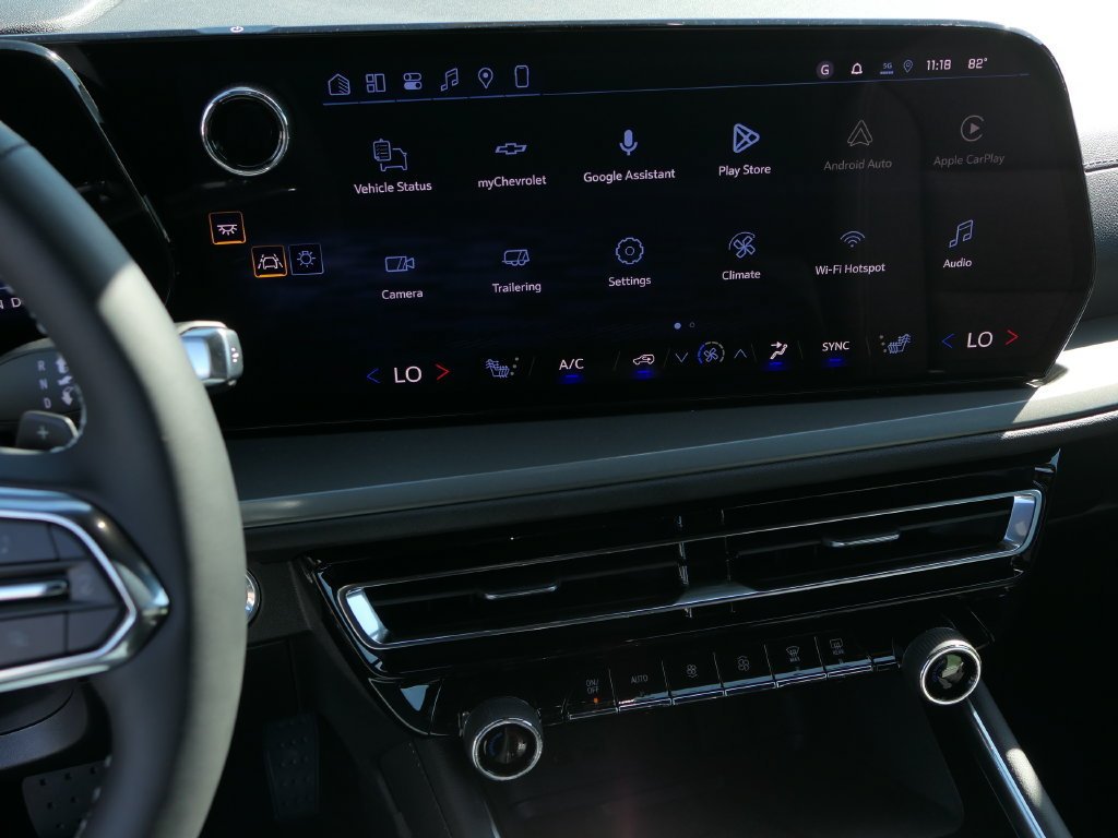2027 Chevrolet Traverse LT - Photo 19