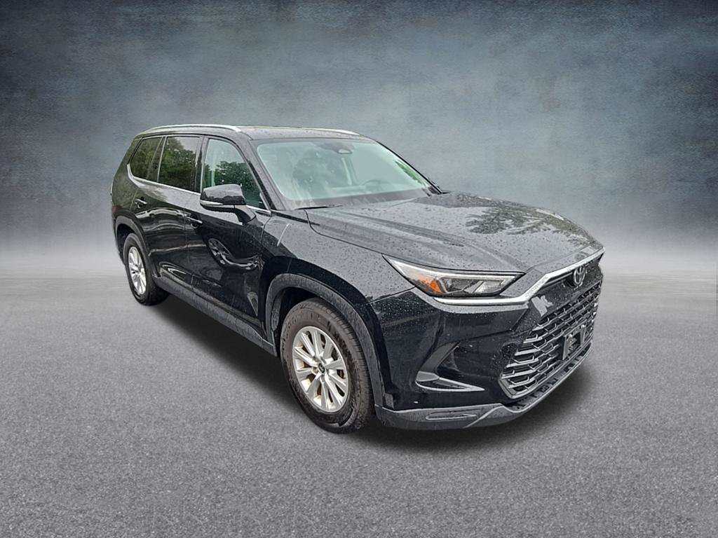 Used 2026 Midnight Black Metallic Toyota XLE image 8