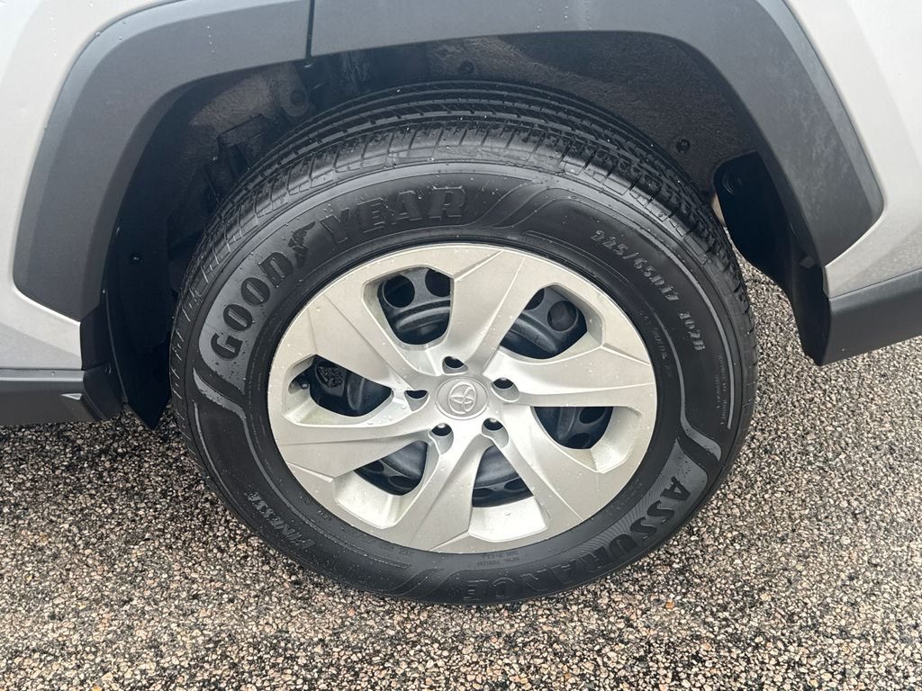 Used 2019 Silver Toyota LE image 38