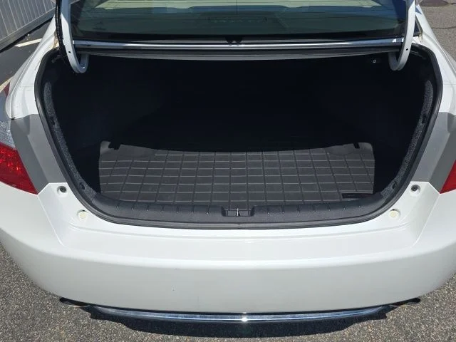 Used 2014 White Honda EX-L image 9