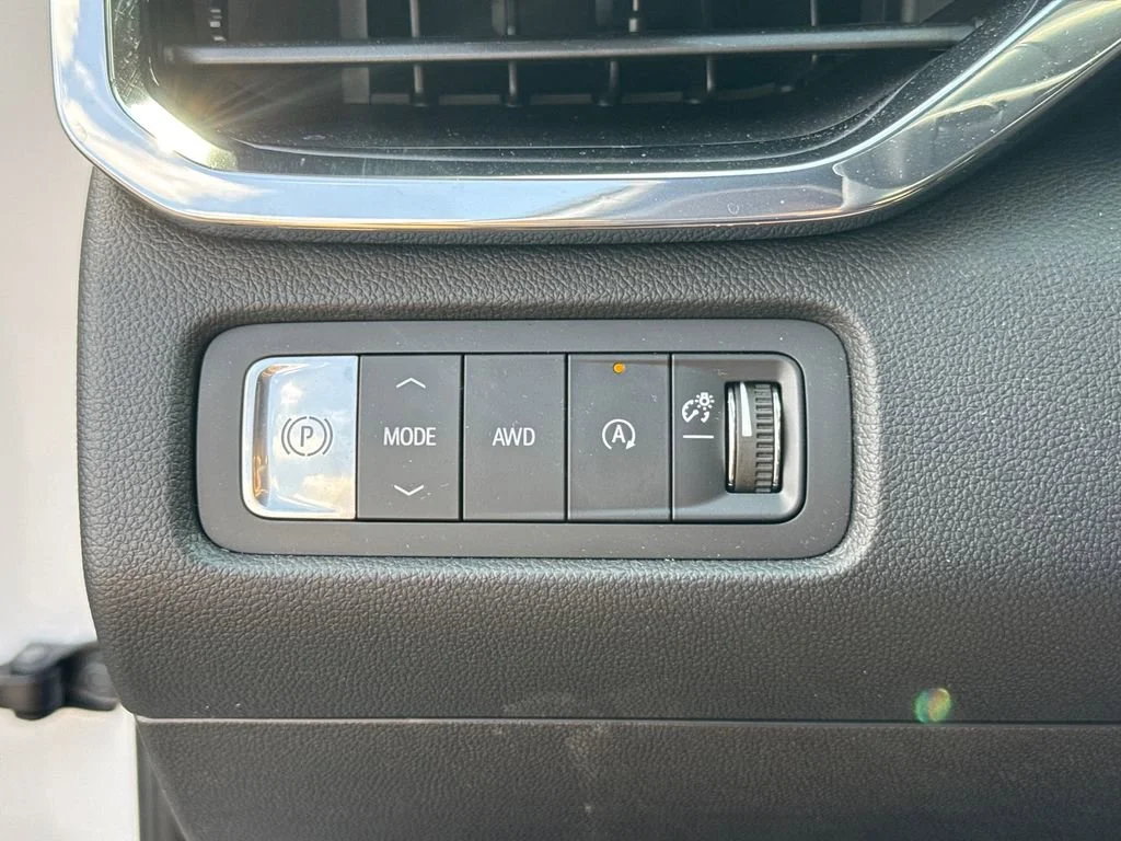2026 GMC Acadia Elevation - Photo 19