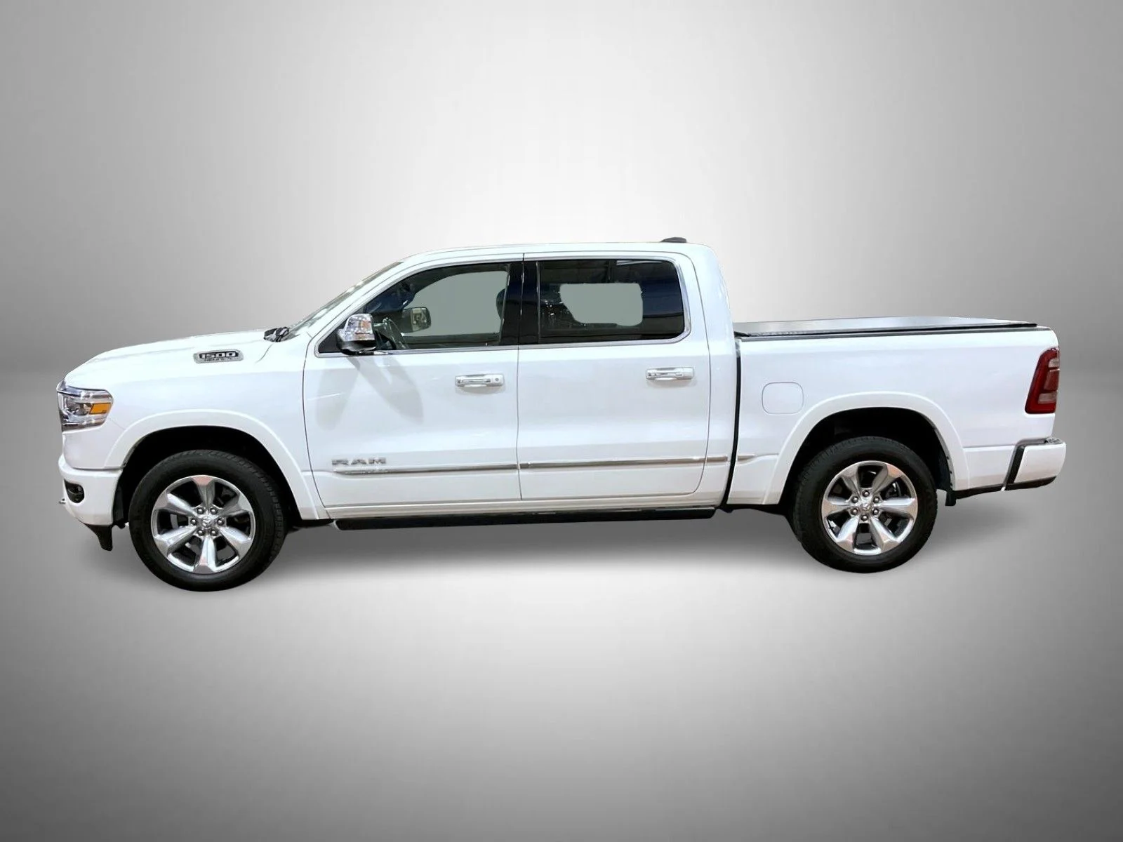 Used 2020 White Ram Limited image 8