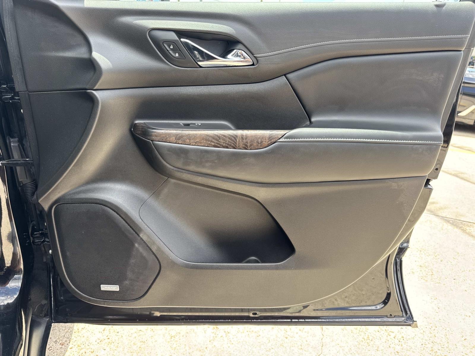 Used 2022 Black GMC Denali image 13