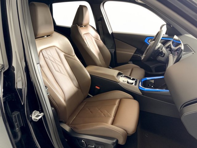 New 2026 Black Sapphire Metallic BMW 30 xDrive image 29
