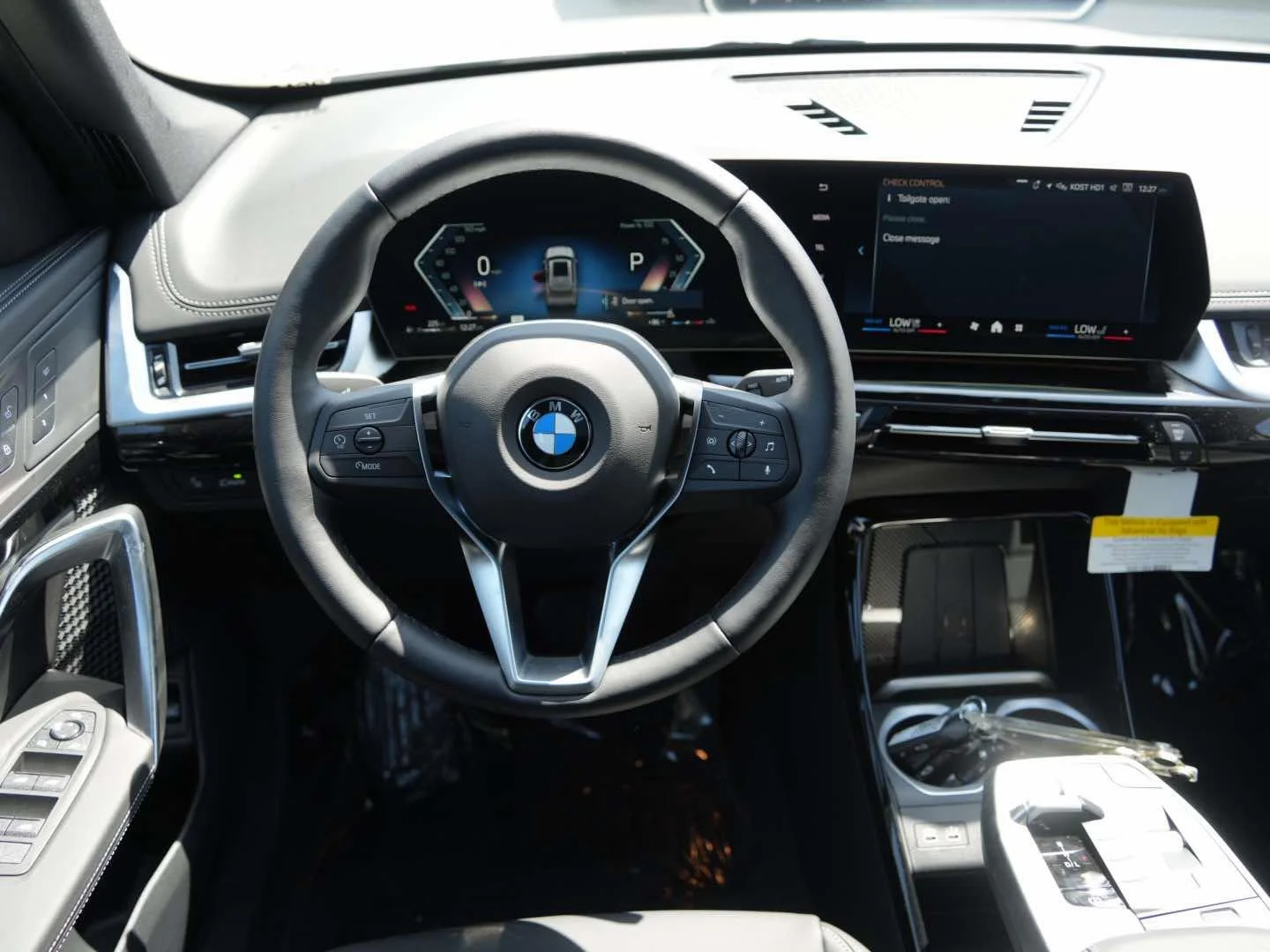 New 2026 Space Silver Metallic BMW xDrive28i image 8