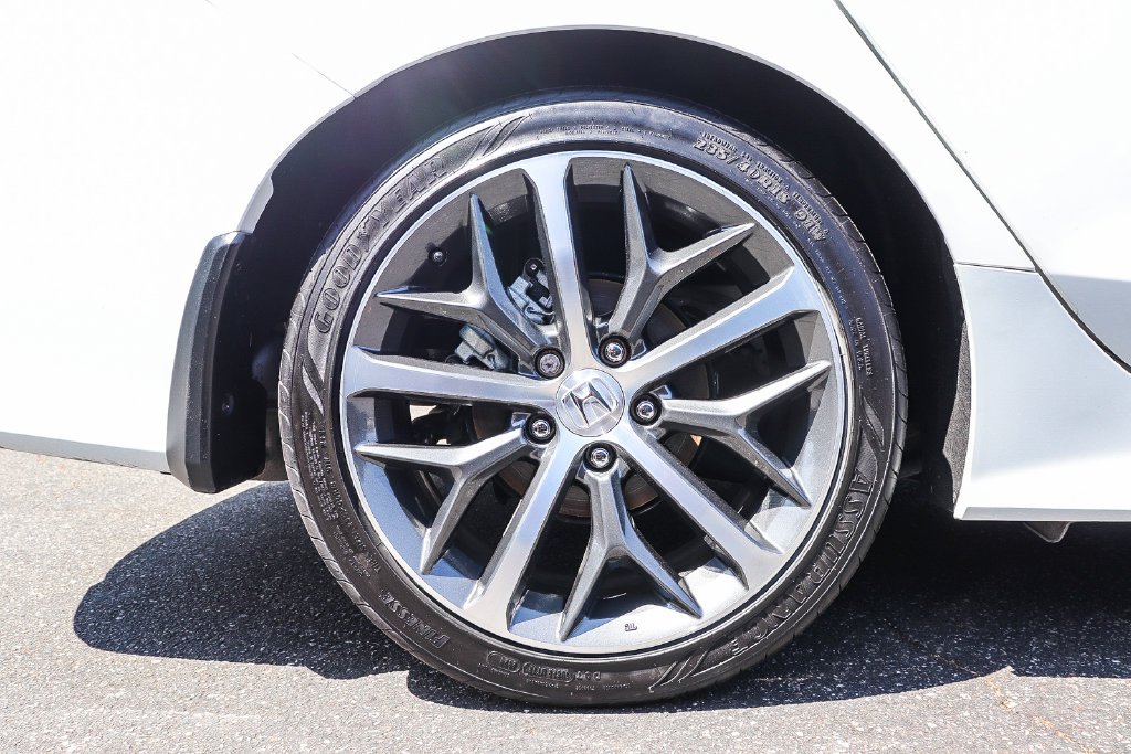 Used 2024 White Honda Touring image 8