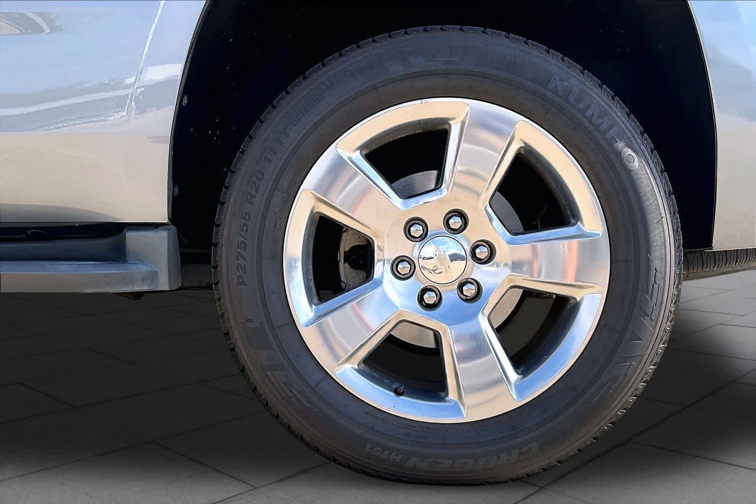Used 2019 Satin Steel Metallic Chevrolet LT image 11