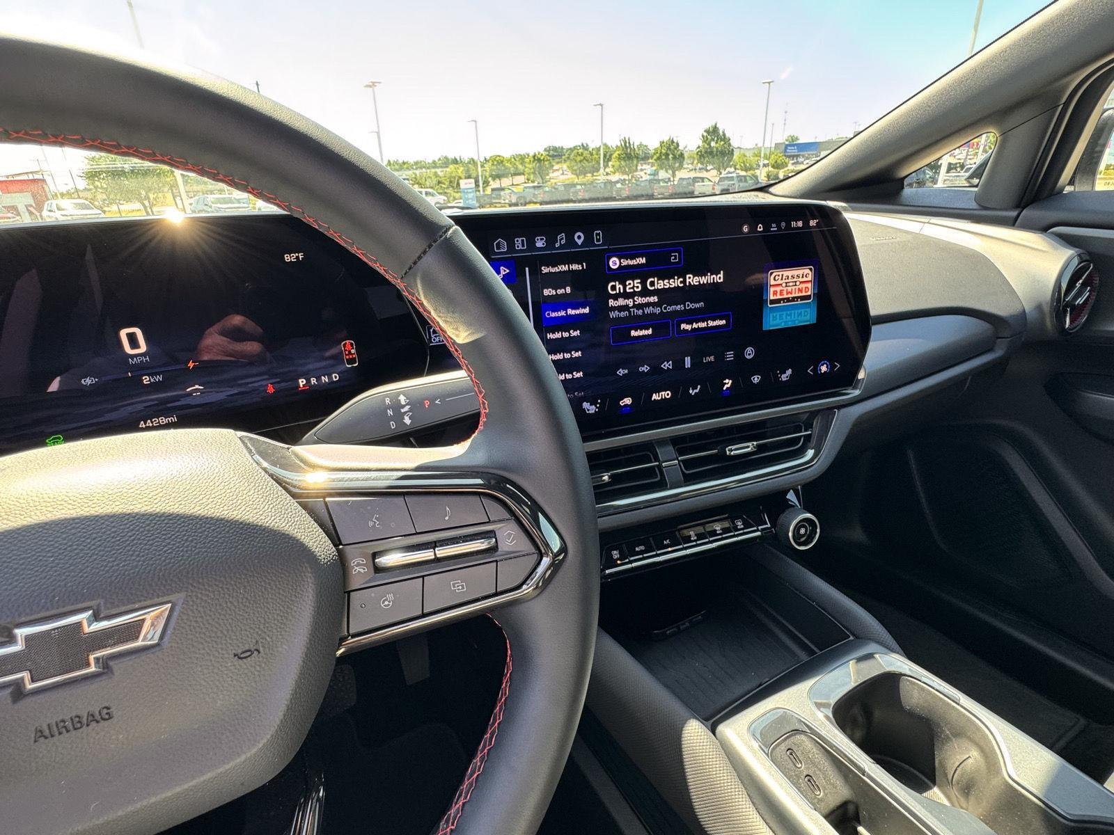 2026 Chevrolet Equinox EV RS - Photo 18