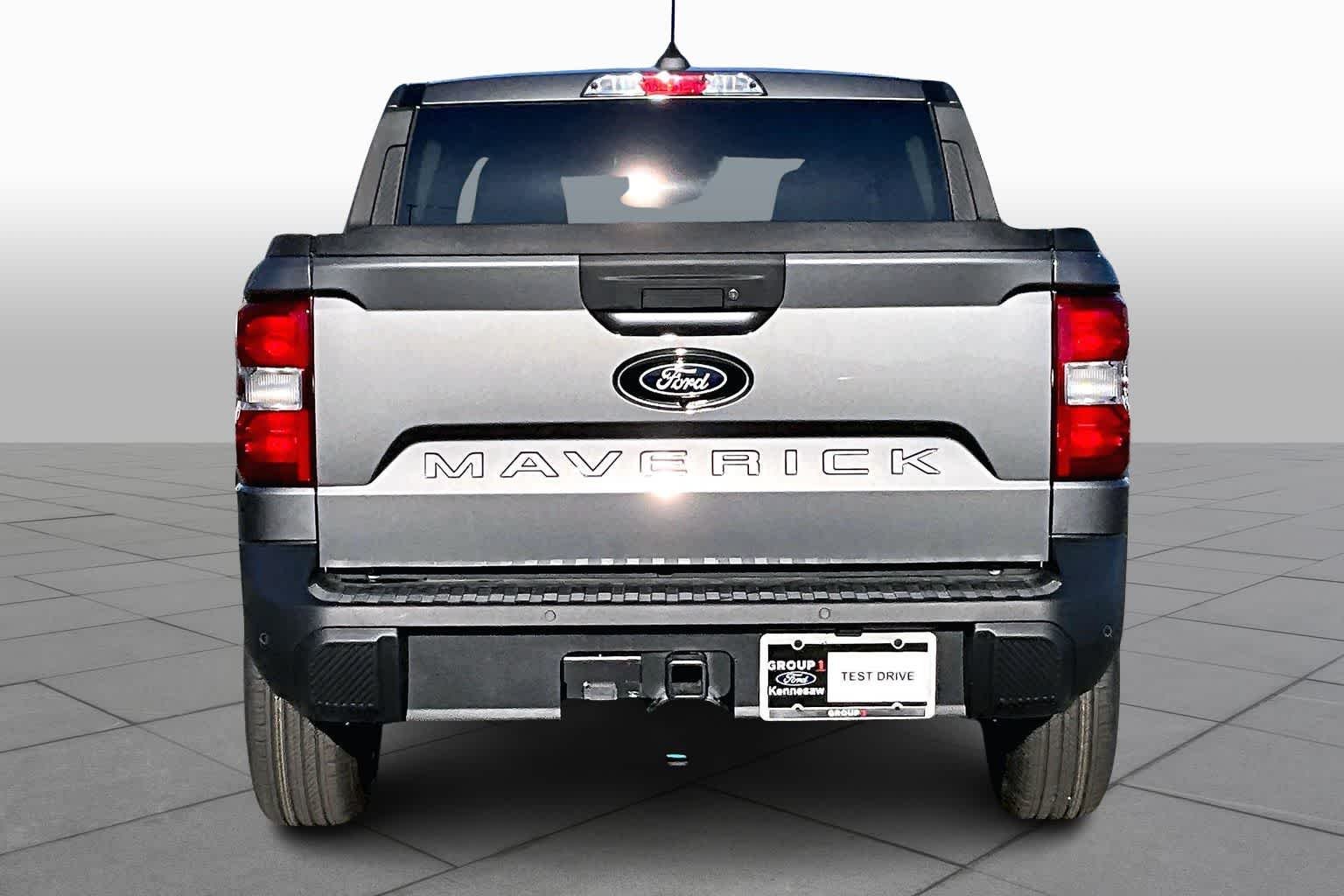New 2026 Carbonized Gray Metallic Ford XL image 4