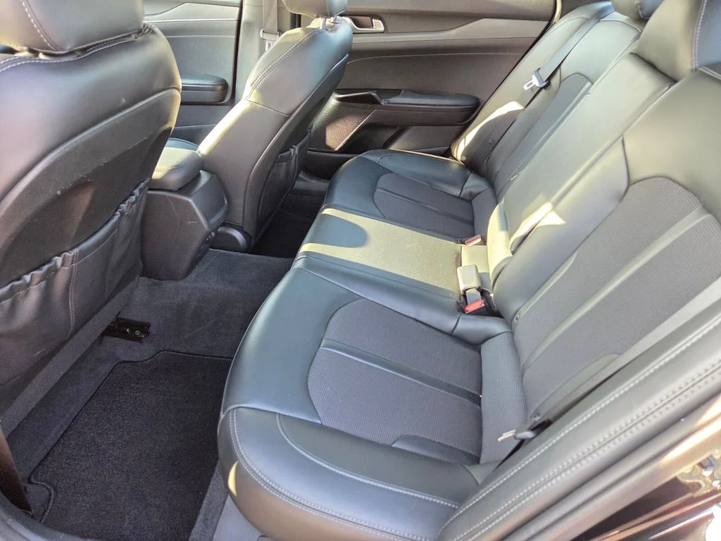 Used 2024 Black Kia GT-Line image 15