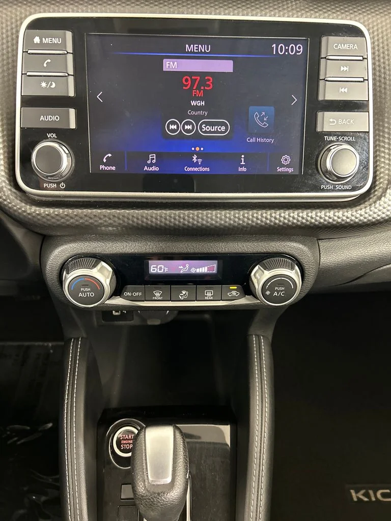 Used 2018 White Nissan SV image 14