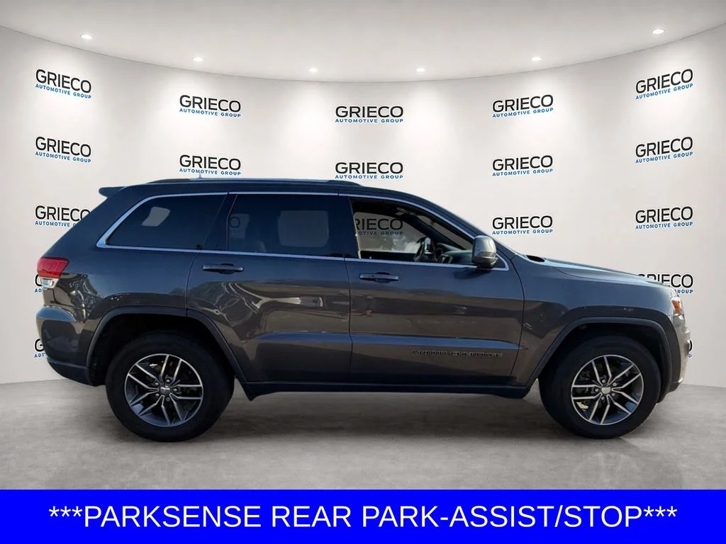 Used 2018 Gray Jeep Laredo E image 8