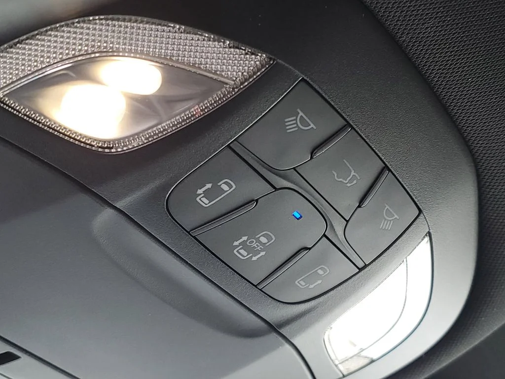 2026 Chrysler Pacifica Select - Photo 22