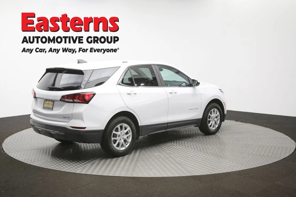 Used 2022 White Chevrolet LT image 40