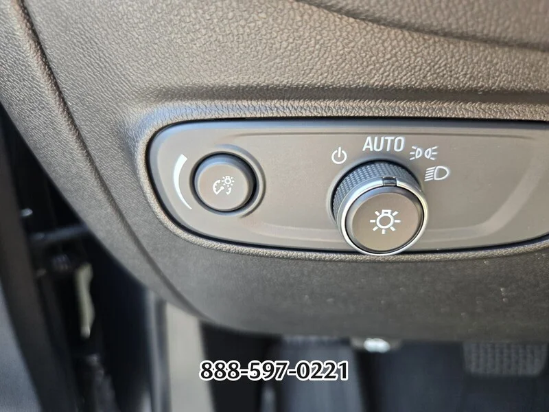 Used 2020 Nightfall Gray Metallic CHEVROLET LT image 30