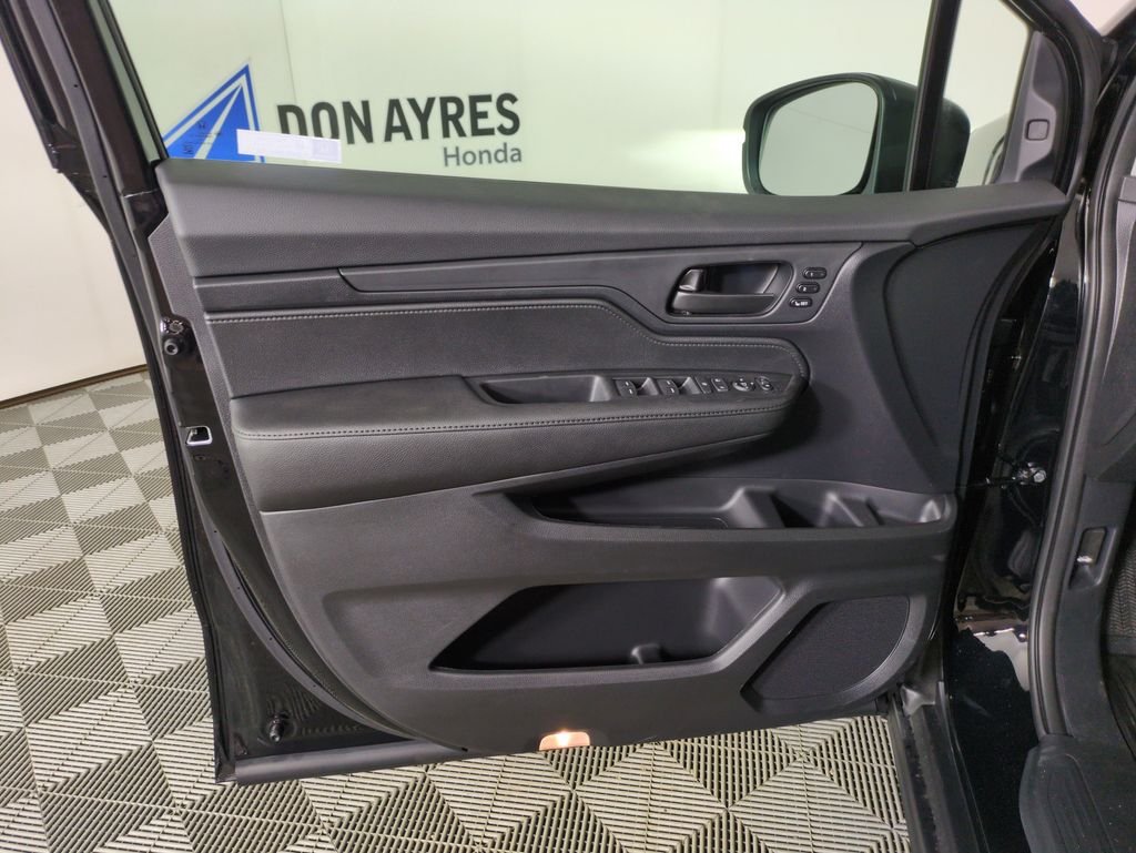 2026 Honda Odyssey EX-L - Photo 10
